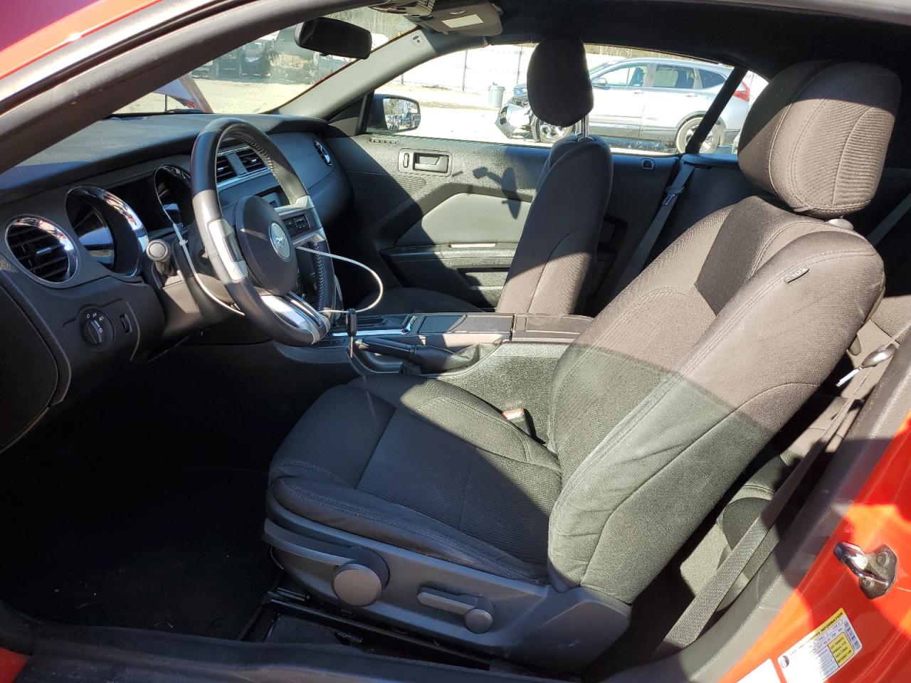 2013 Ford Mustang - Image 7