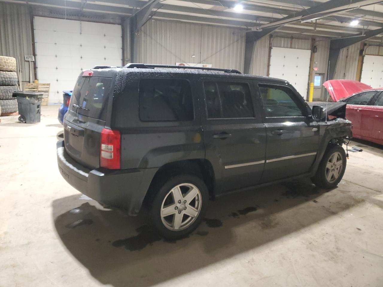 2010 Jeep Liberty (Patriot) - Image 3