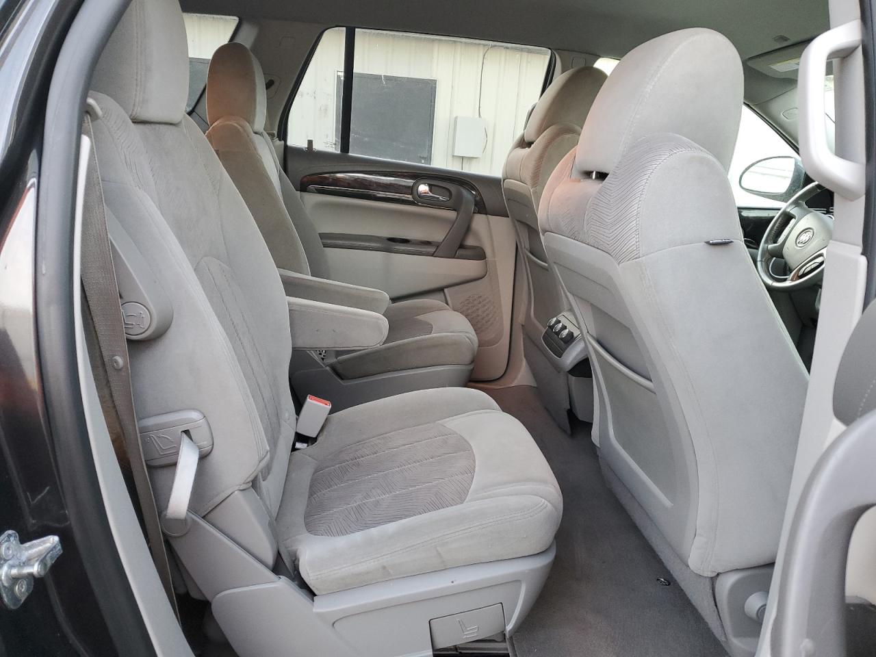 2016 Buick Enclave - Image 11