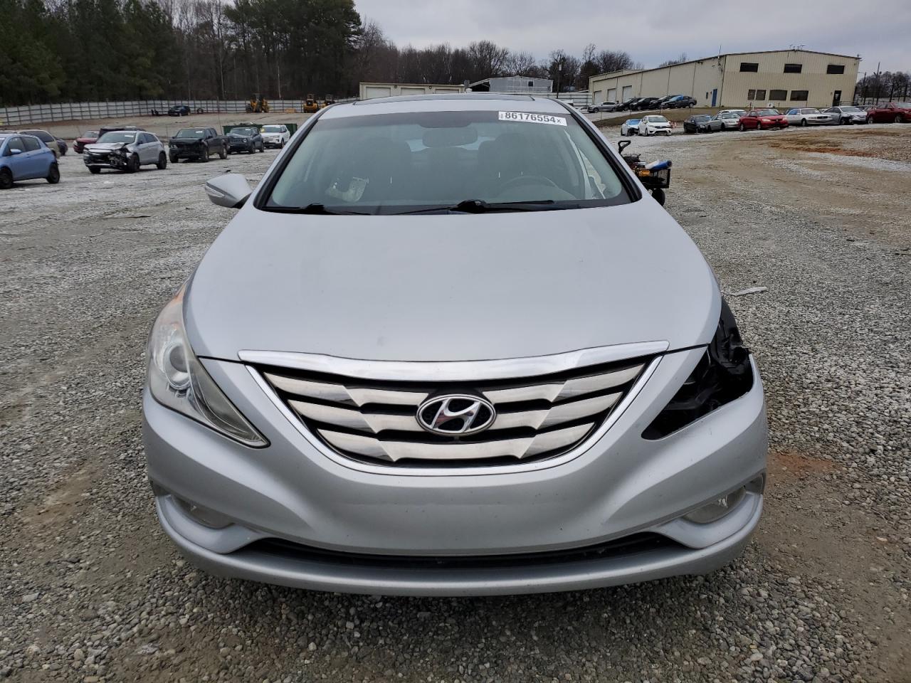 2011 Hyundai Sonata - Image 5