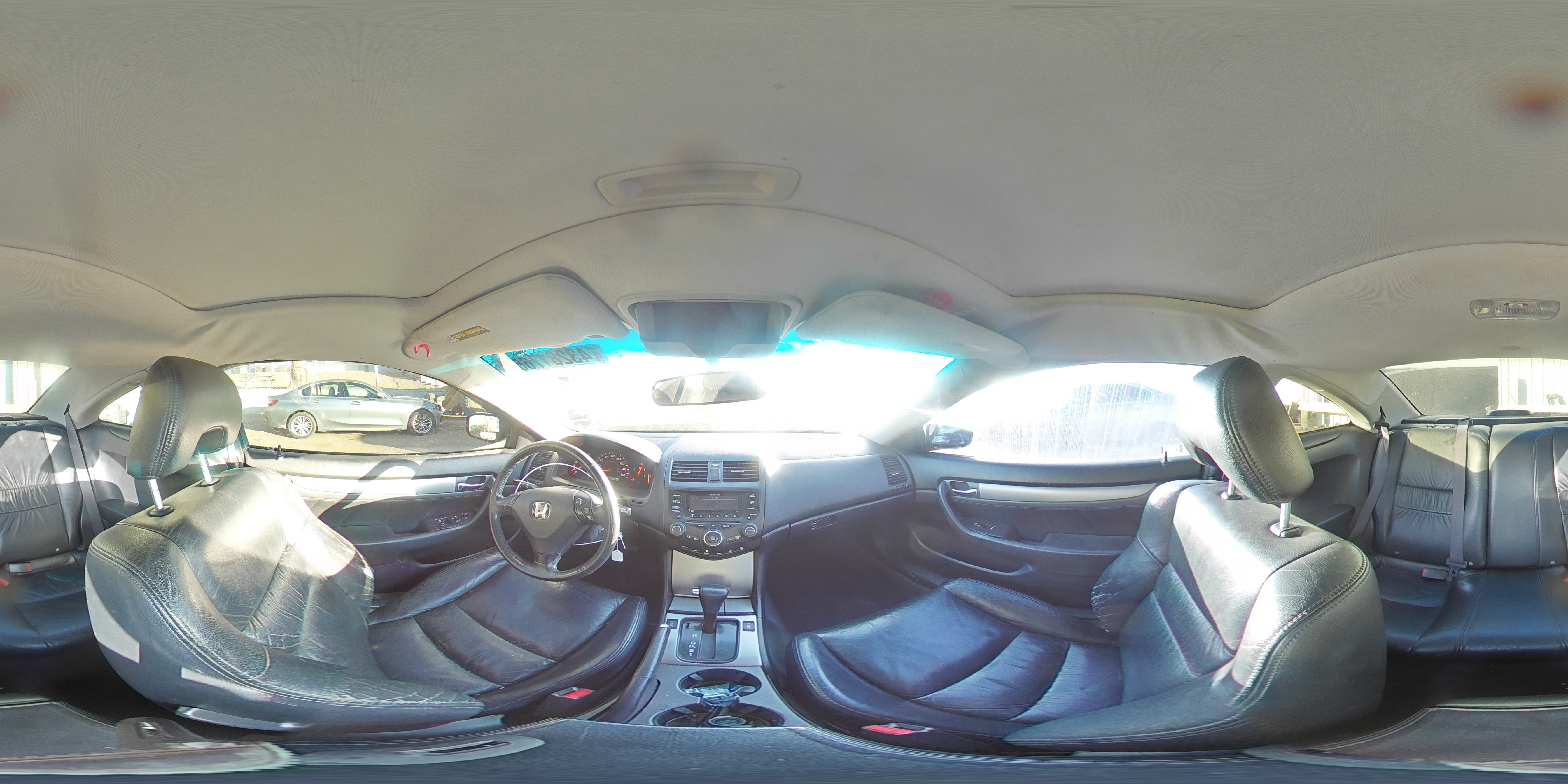 2004 Honda Accord - Image 13