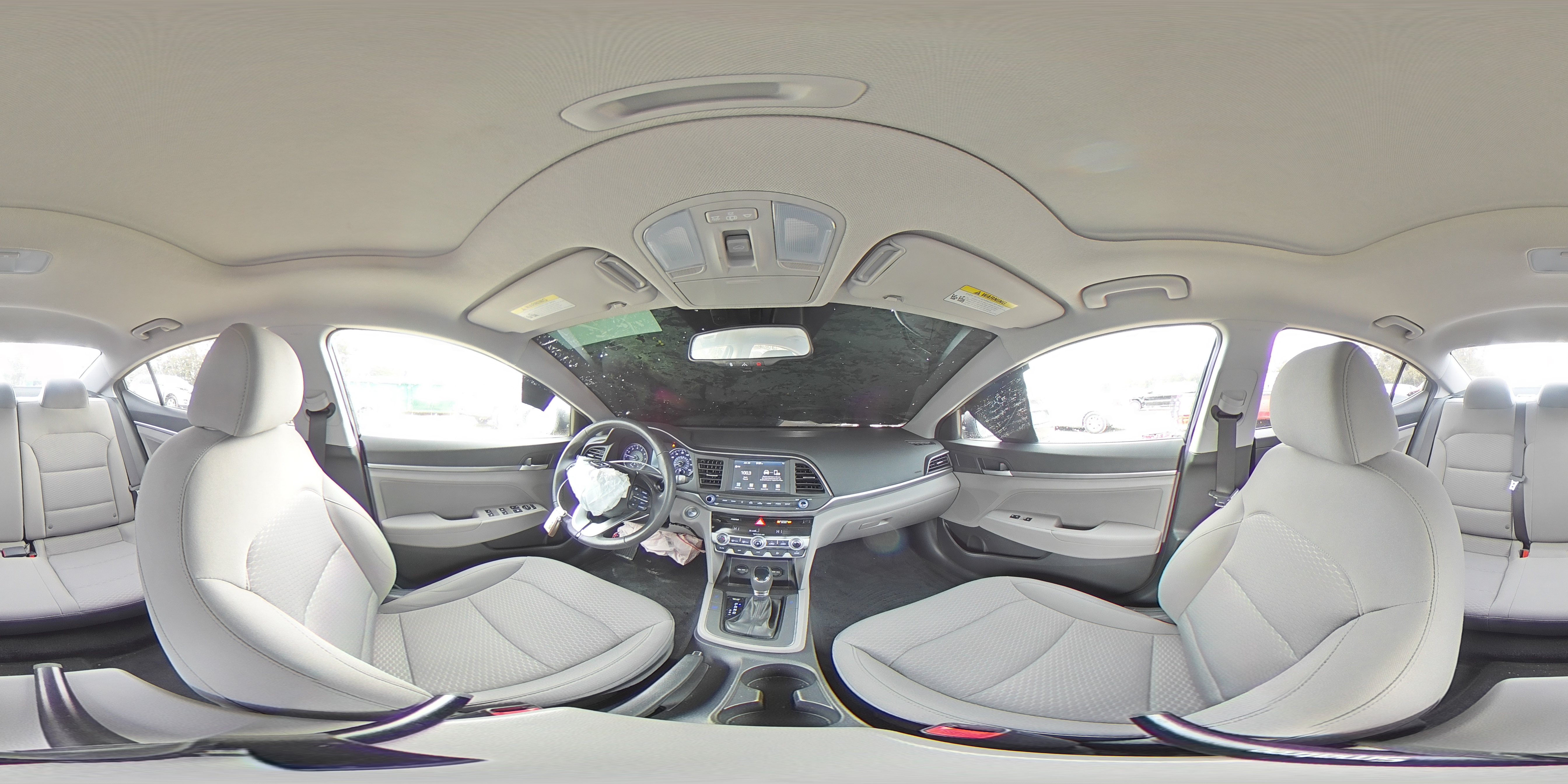 2020 Hyundai Elantra - Image 15