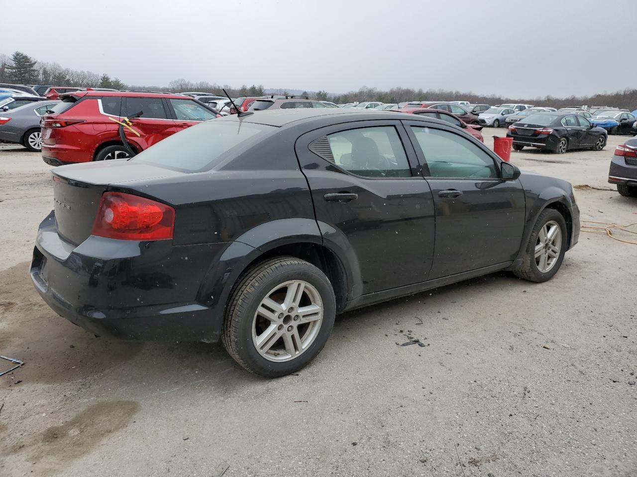 2012 Dodge Avenger - Image 3