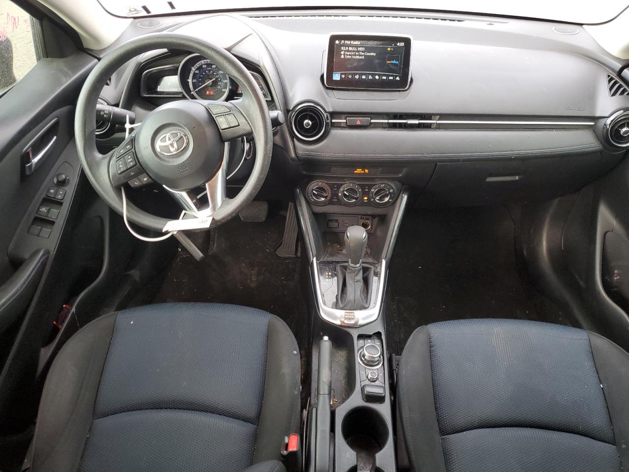 2018 Toyota Yaris - Image 8