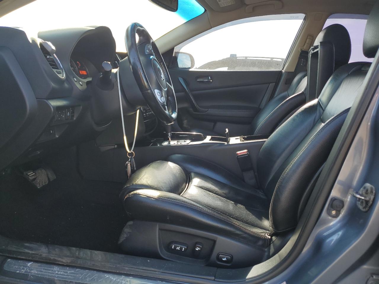 2010 Nissan Maxima - Image 7