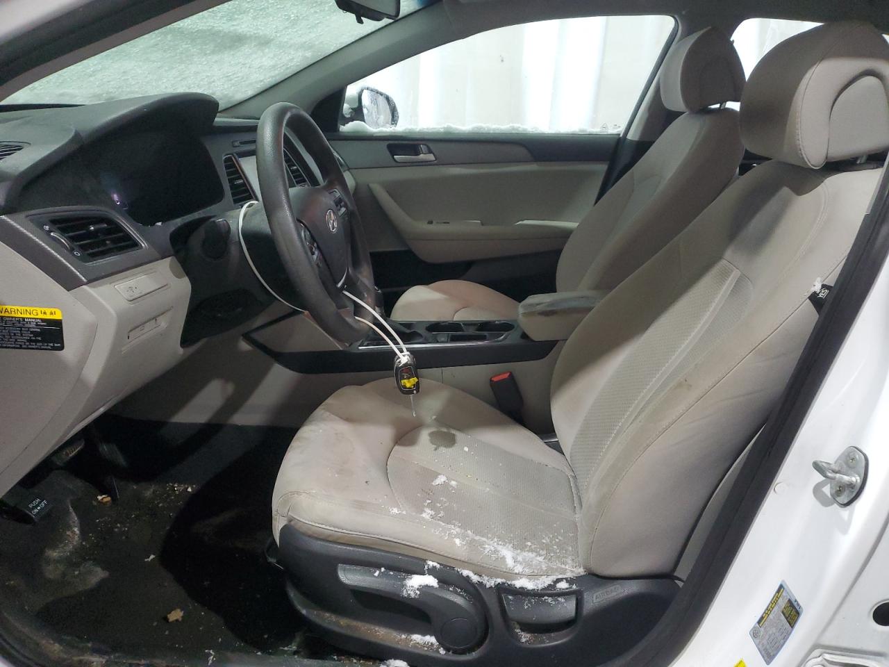2016 Hyundai Sonata - Image 7