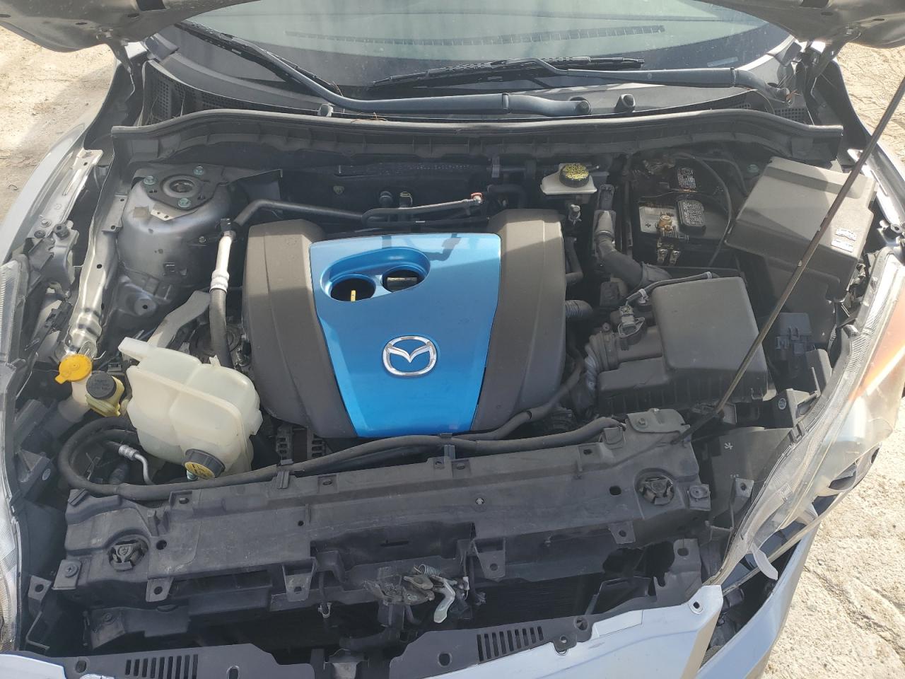 2012 Mazda 3 - Image 12