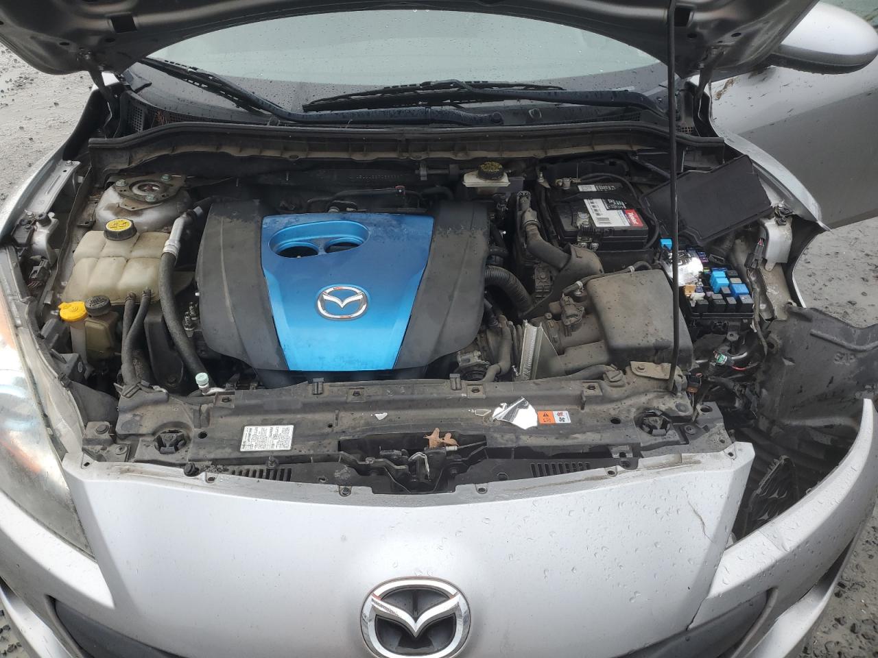 2012 Mazda 3 - Image 12