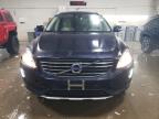 2016 Volvo Xc60 T5 Premier იყიდება Elgin-ში, IL - Front End