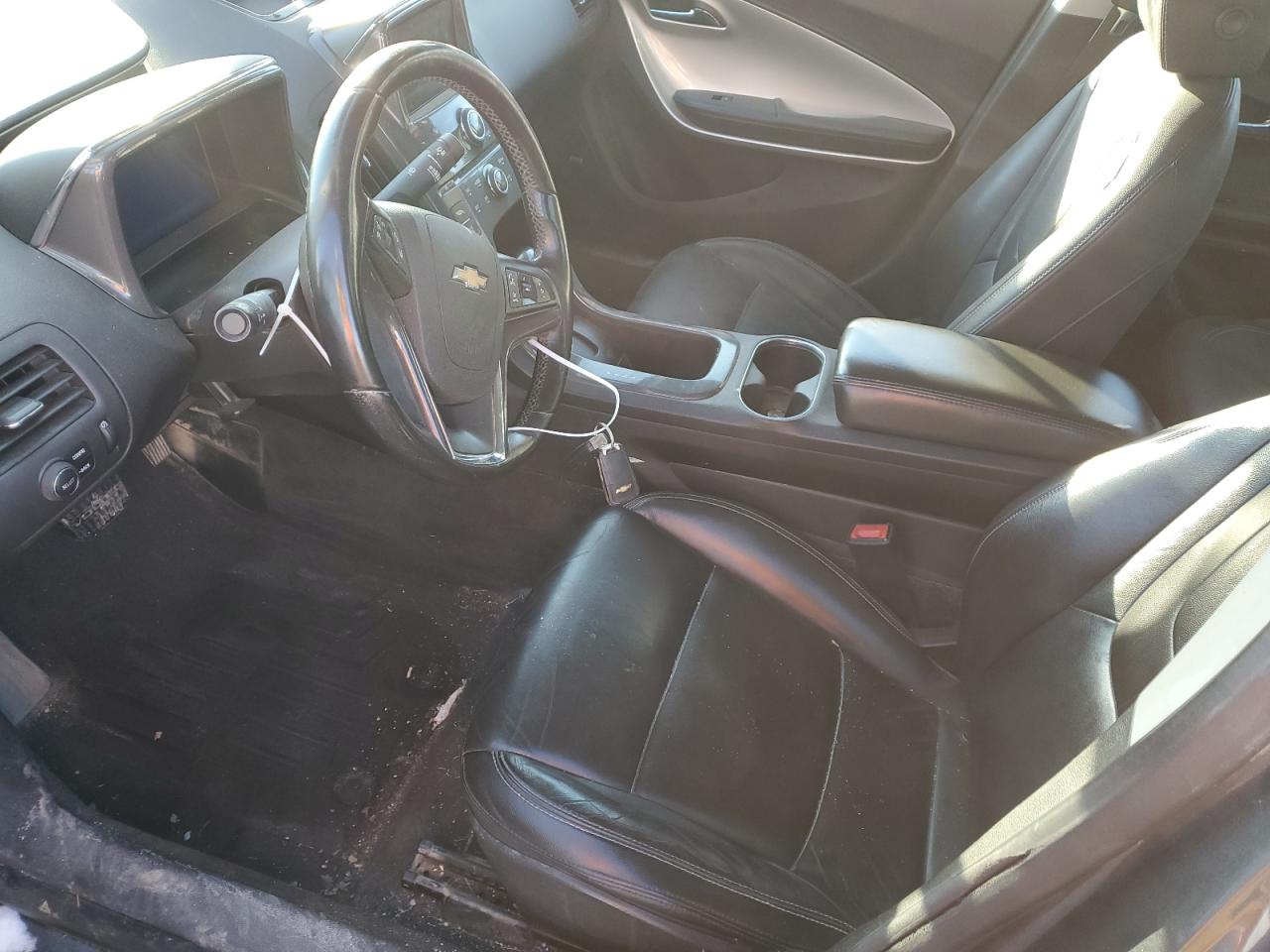 2013 Chevrolet Volt - Image 7