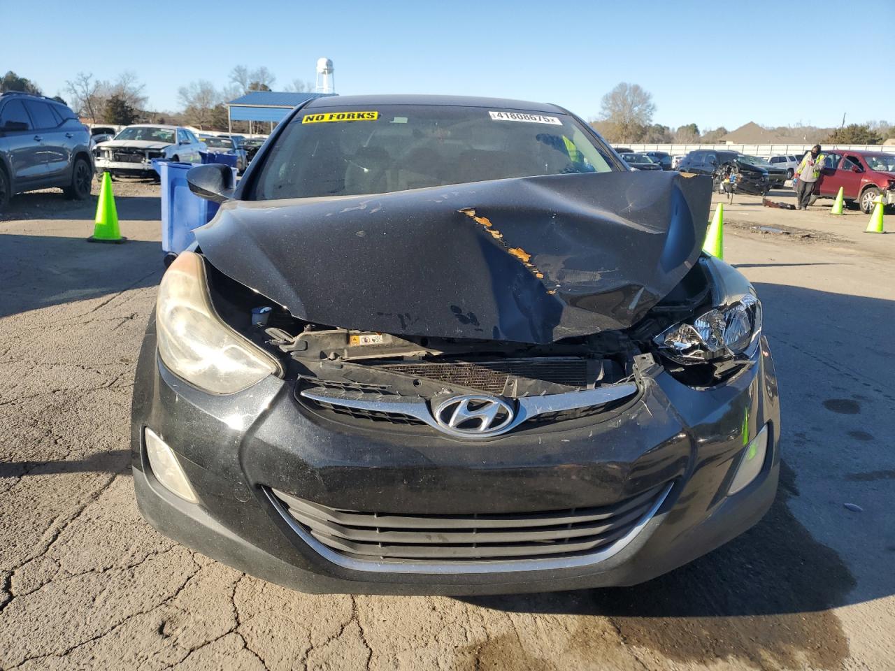 2013 Hyundai Elantra - Image 5