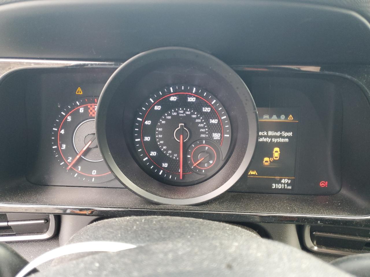 2022 Hyundai Elantra - Image 9