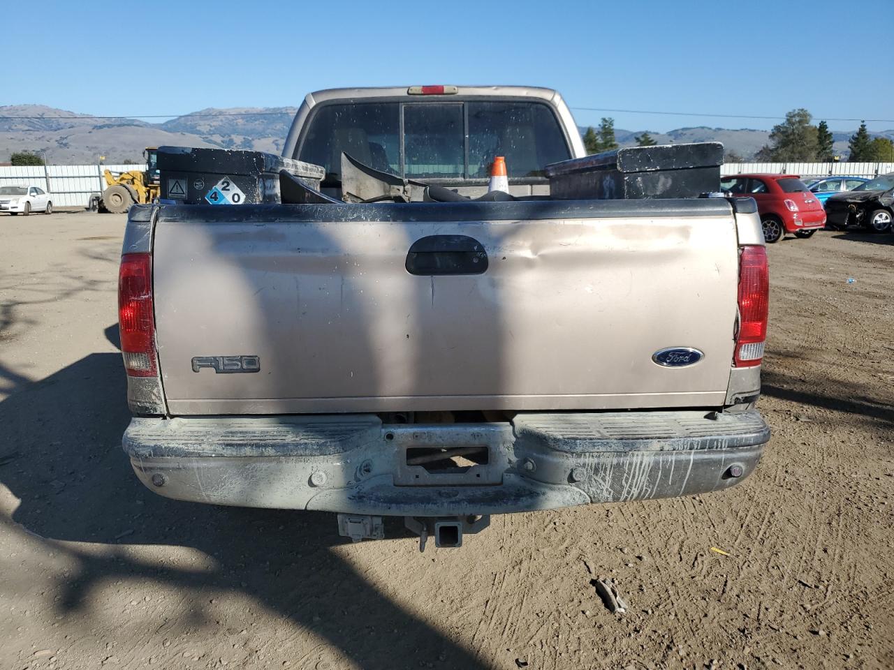 2003 Ford F250 - Image 6