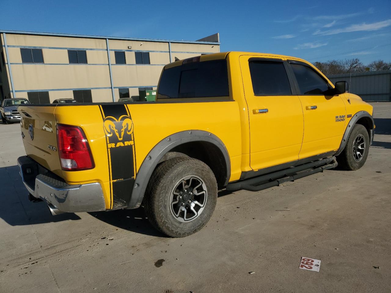 2016 RAM 1500 - Image 3