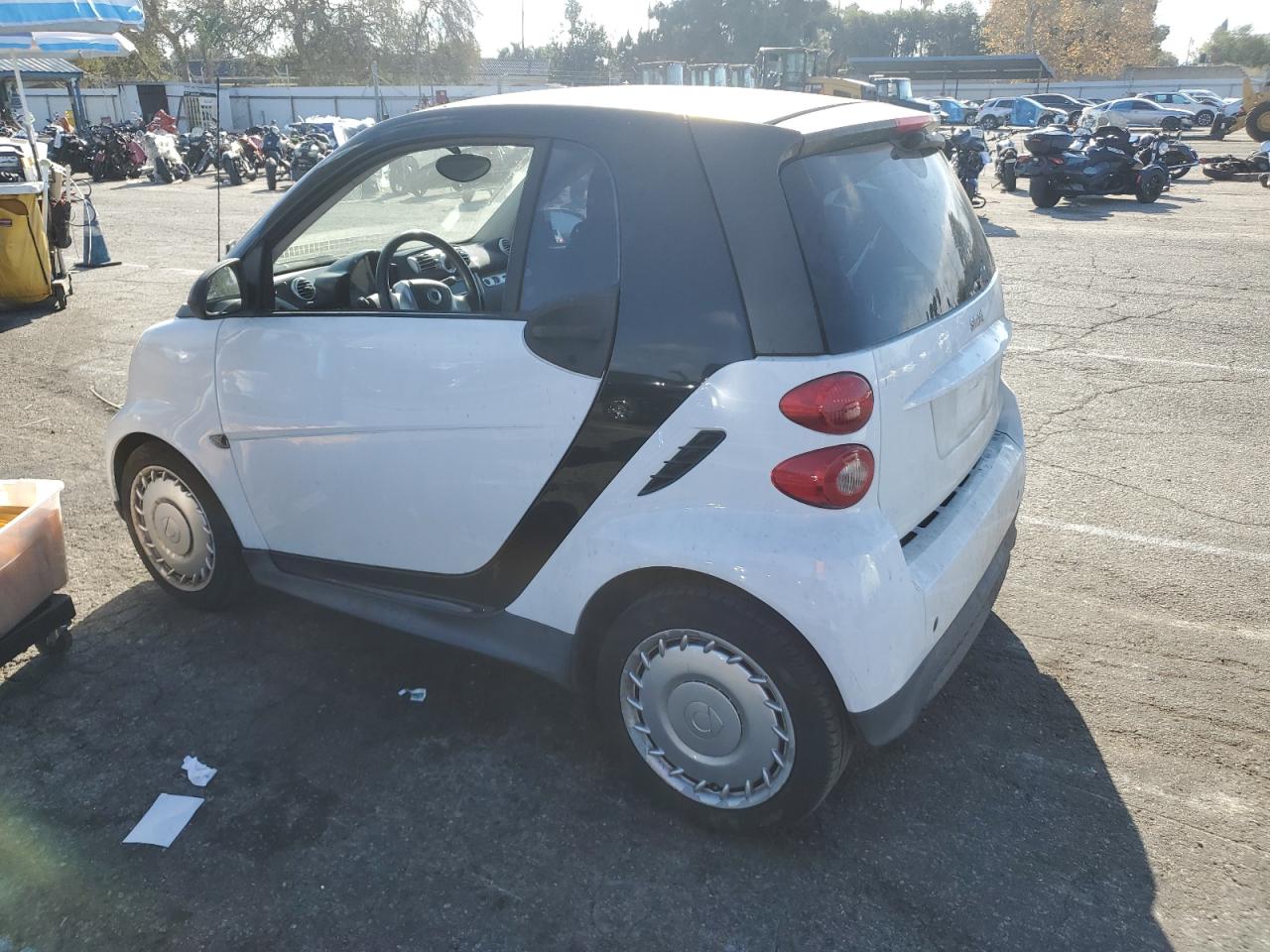 2013 Smart Fortwo - Image 2
