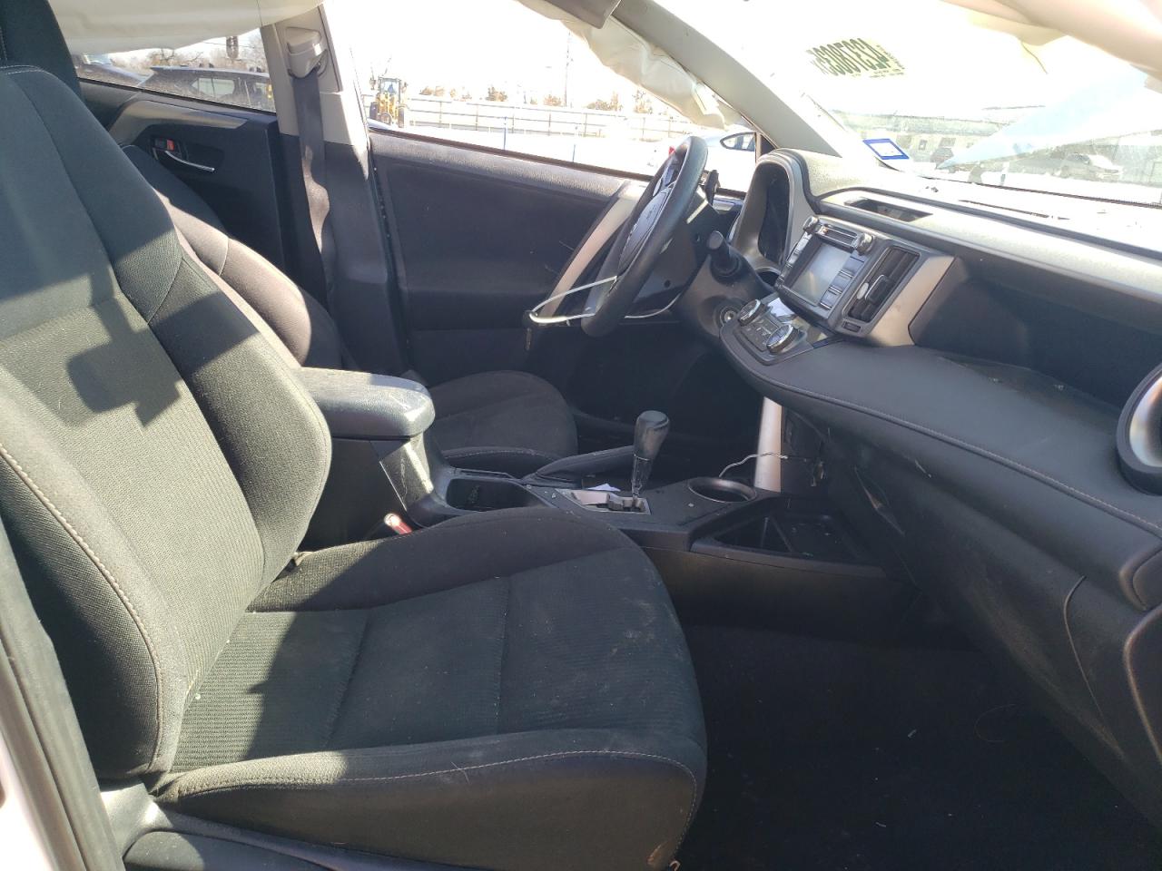 2015 Toyota RAV 4 - Image 7