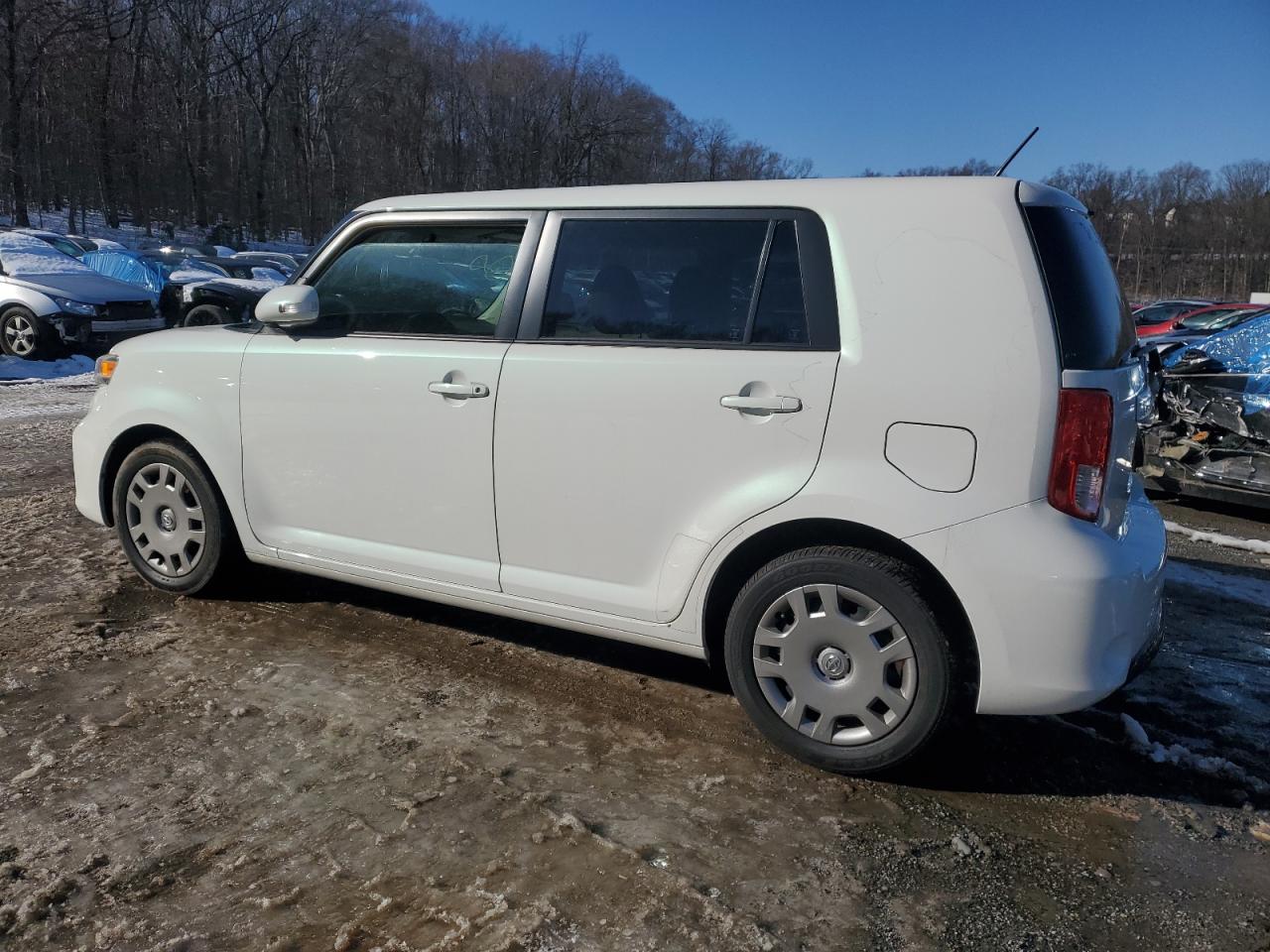 2014 Scion xB - Image 2