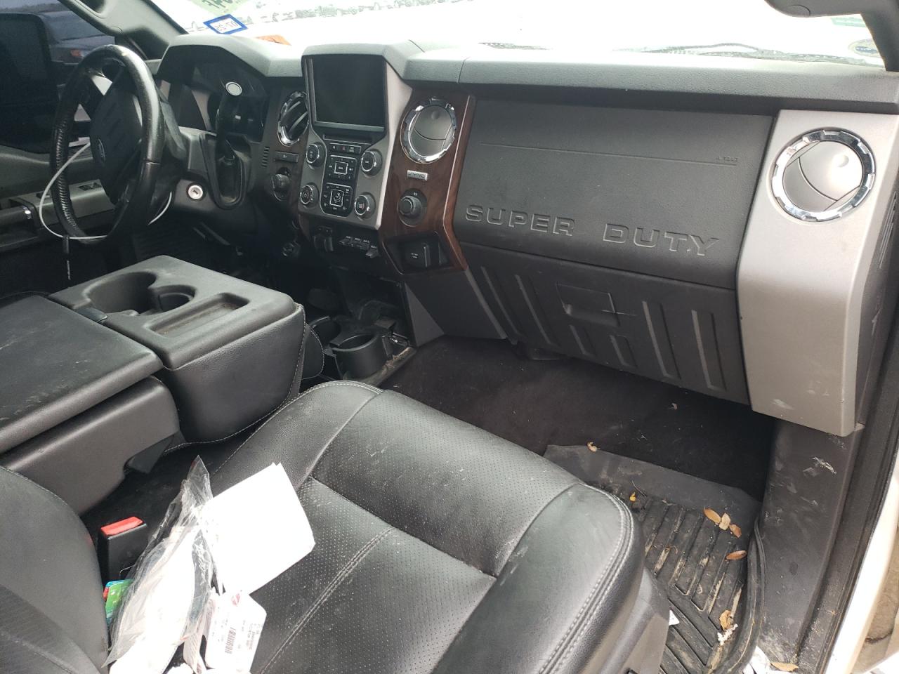 2015 Ford F250 - Image 8
