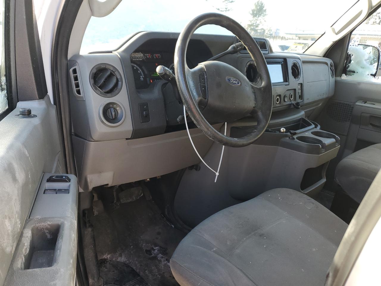 2012 Ford Econoline - Image 8