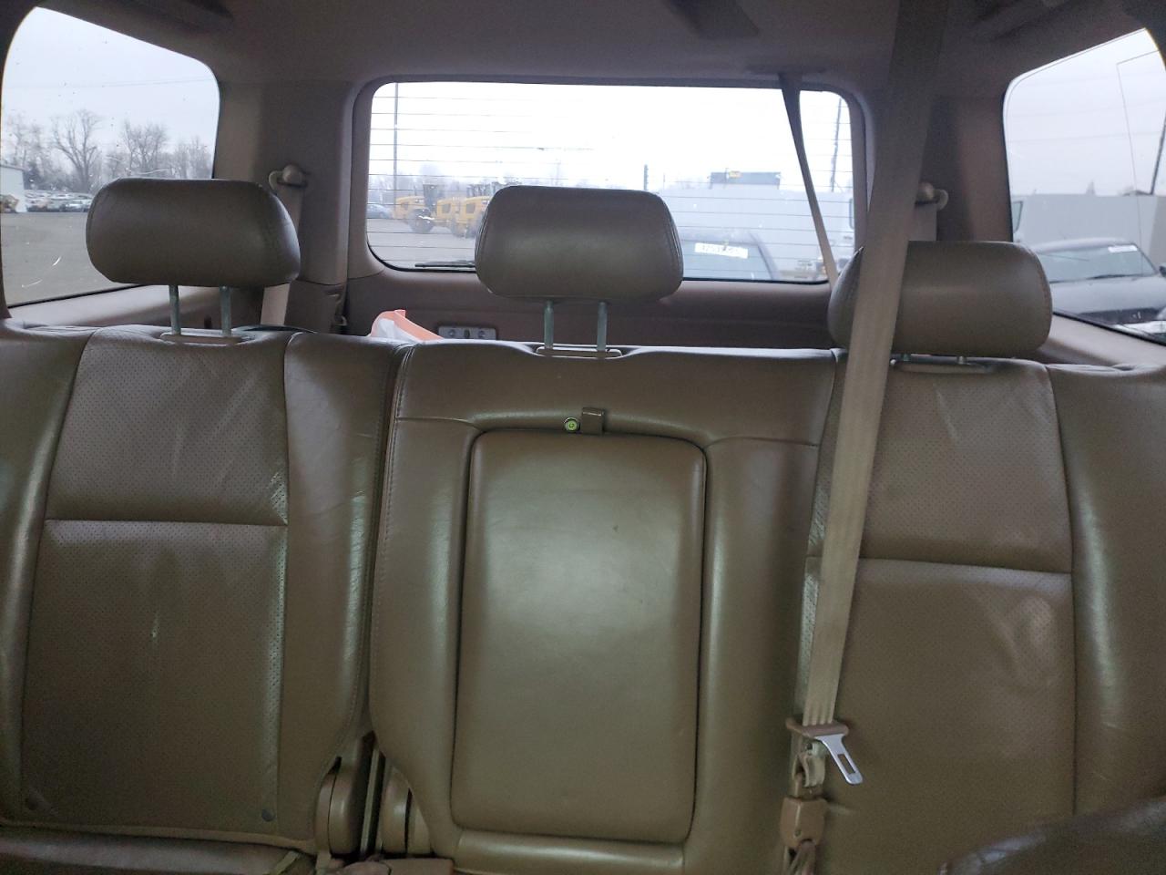 2004 Honda Pilot - Image 10