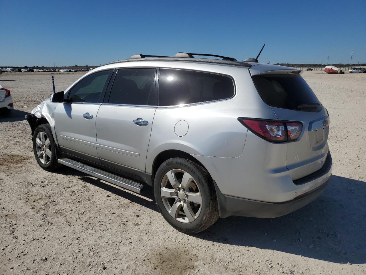 2016 Chevrolet Traverse - Image 2