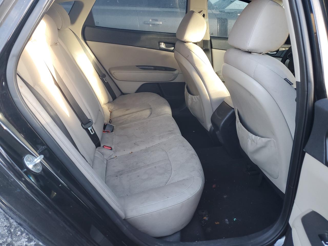 2016 Kia Optima - Image 10
