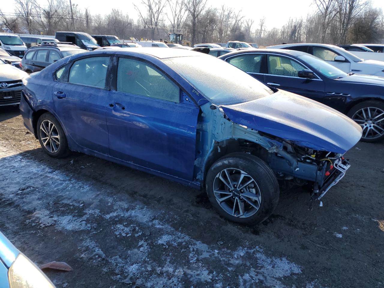 2023 Kia Forte - Image 4