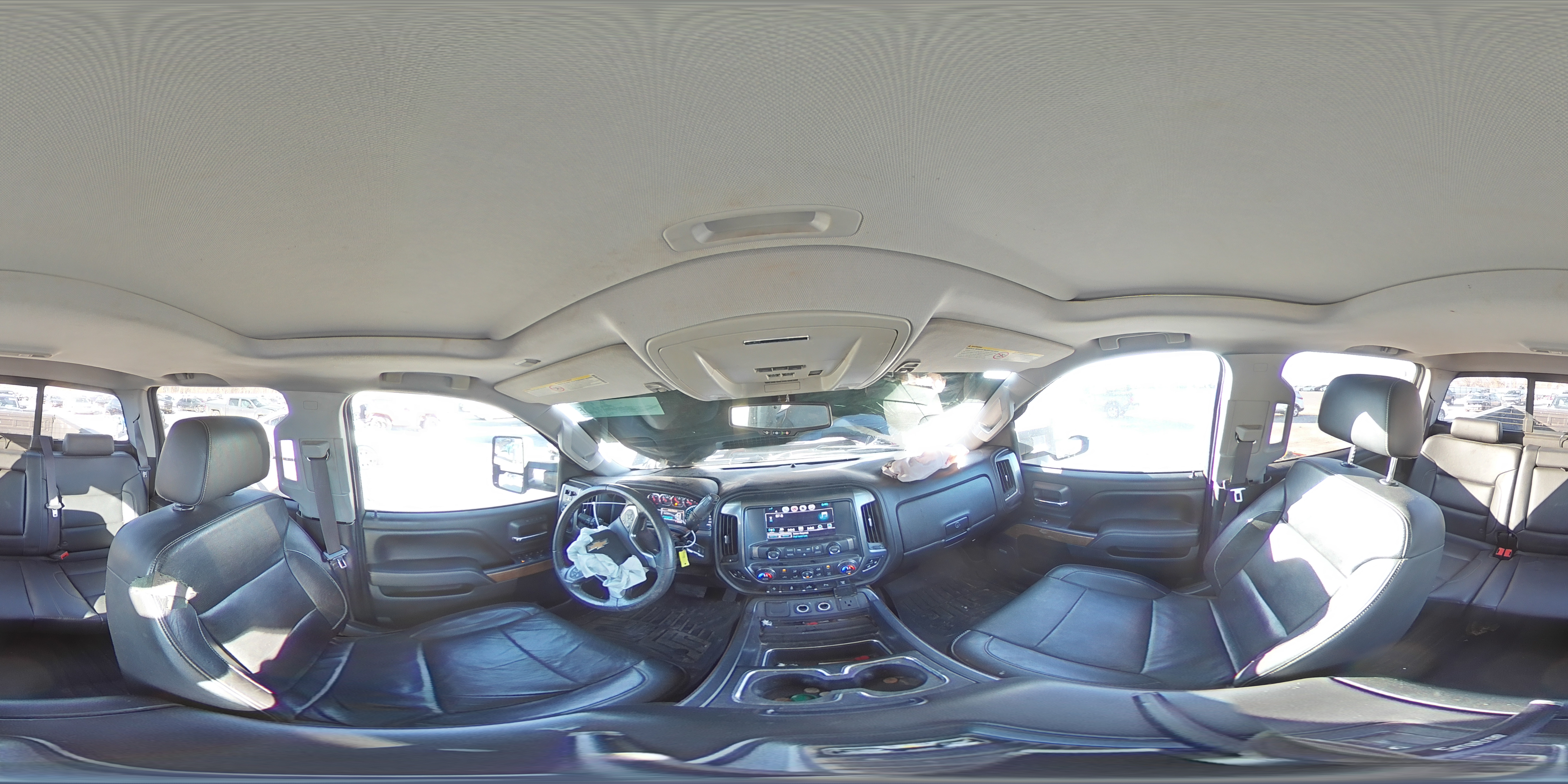 2016 Chevrolet Silverado - Image 13