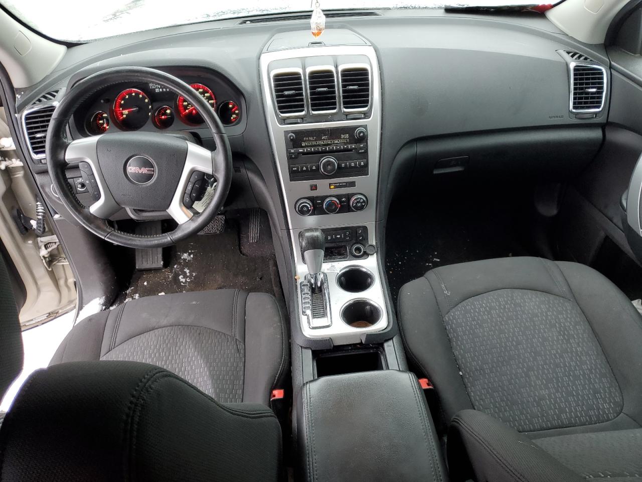 2012 GMC Acadia - Image 8