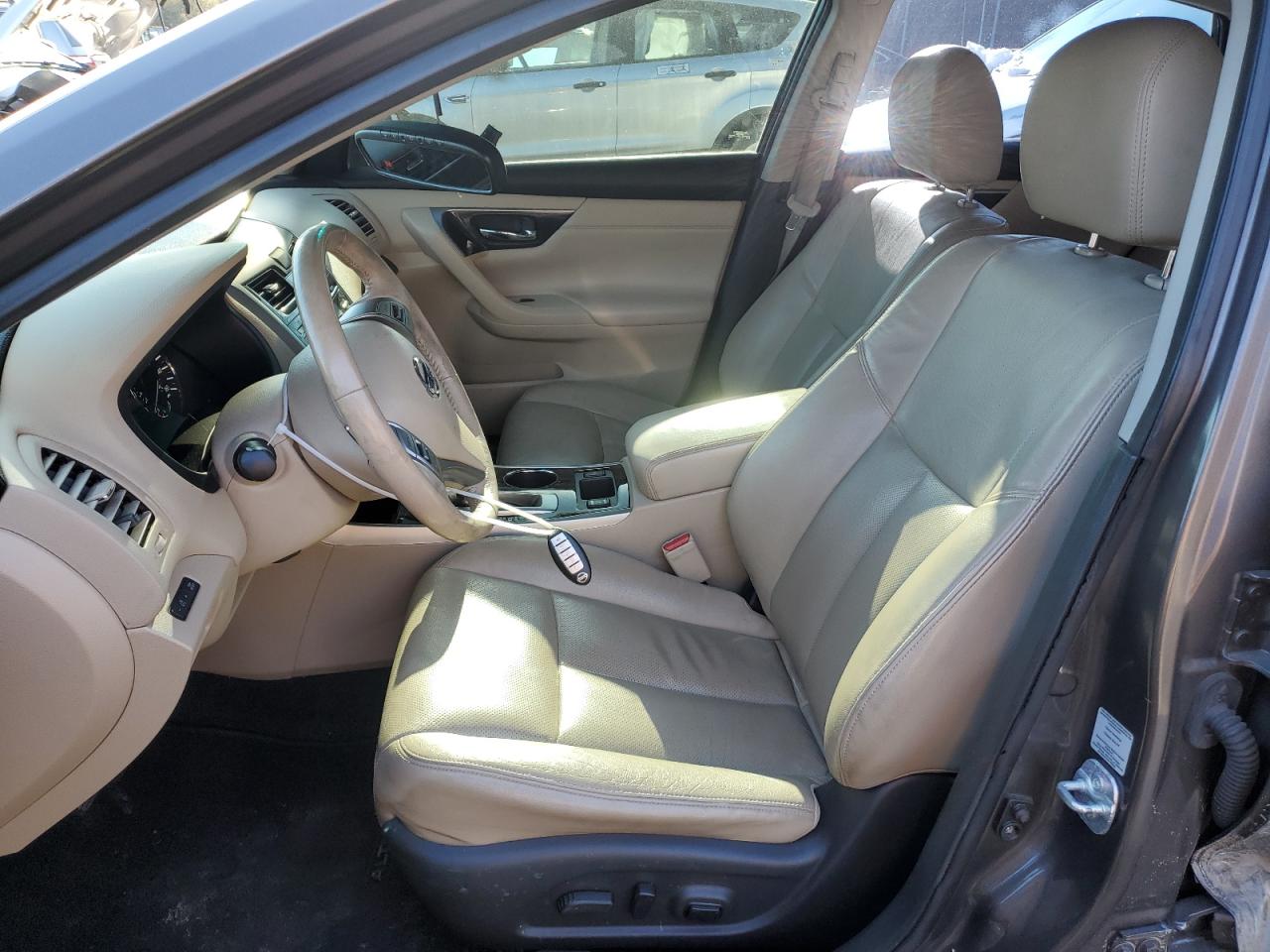 2015 Nissan Altima - Image 7
