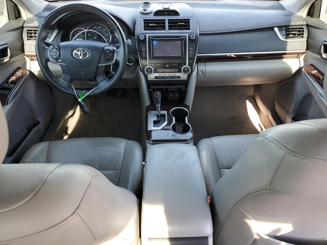 2012 Toyota Camry - Image 8