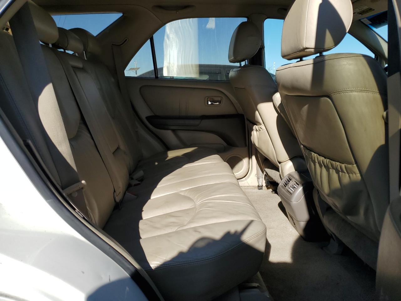 2002 Lexus RX - Image 11
