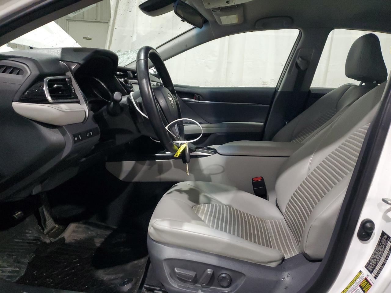 2018 Toyota Camry - Image 7