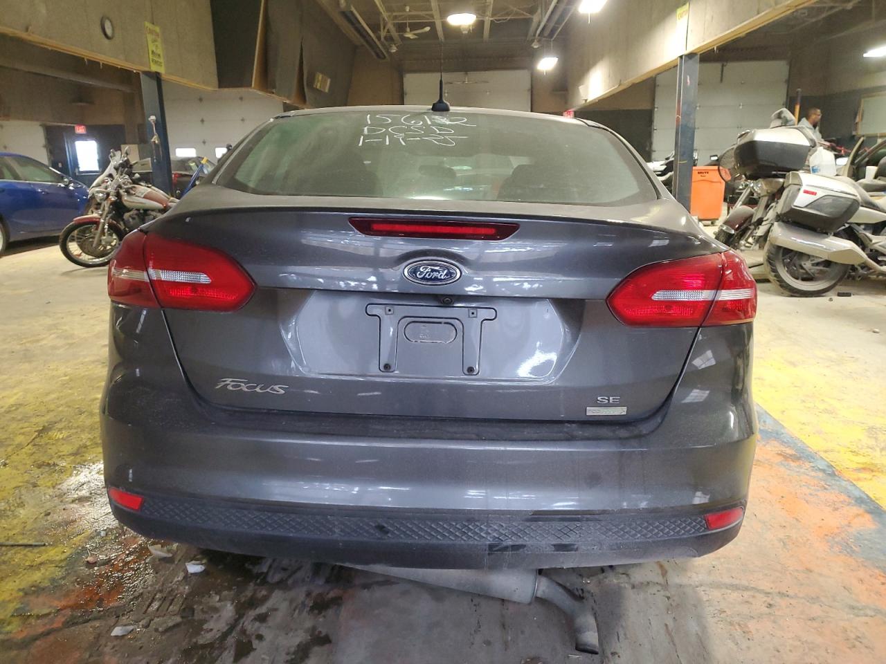 2017 Ford Focus - Image 6