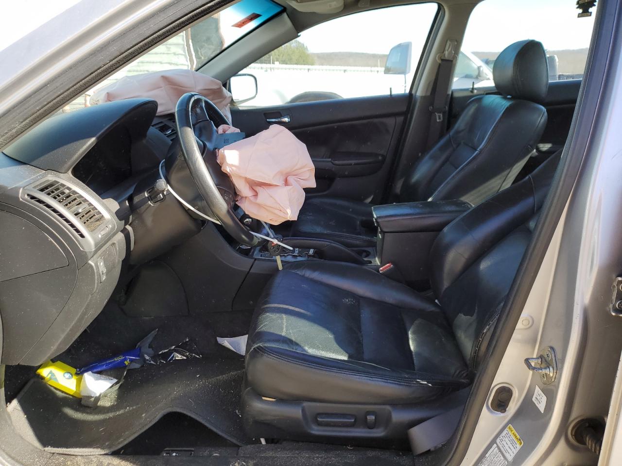 2003 Honda Accord - Image 7