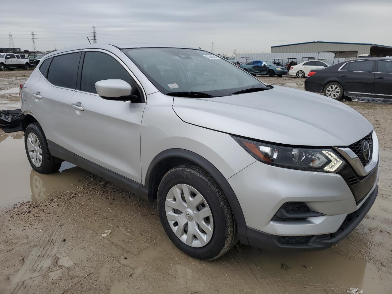 2020 Nissan Rogue - Image 4