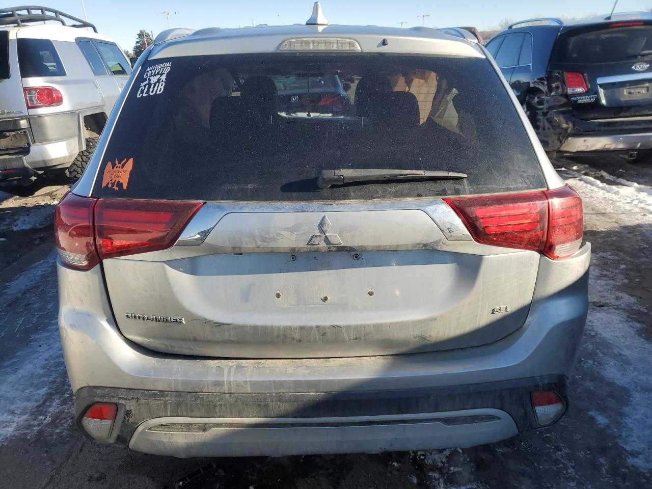 2020 Mitsubishi Outlander - Image 6