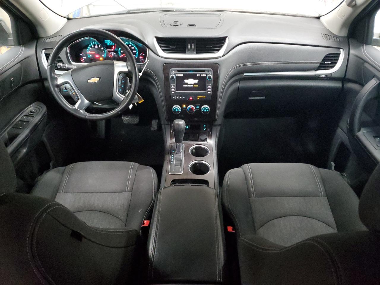 2017 Chevrolet Traverse - Image 8
