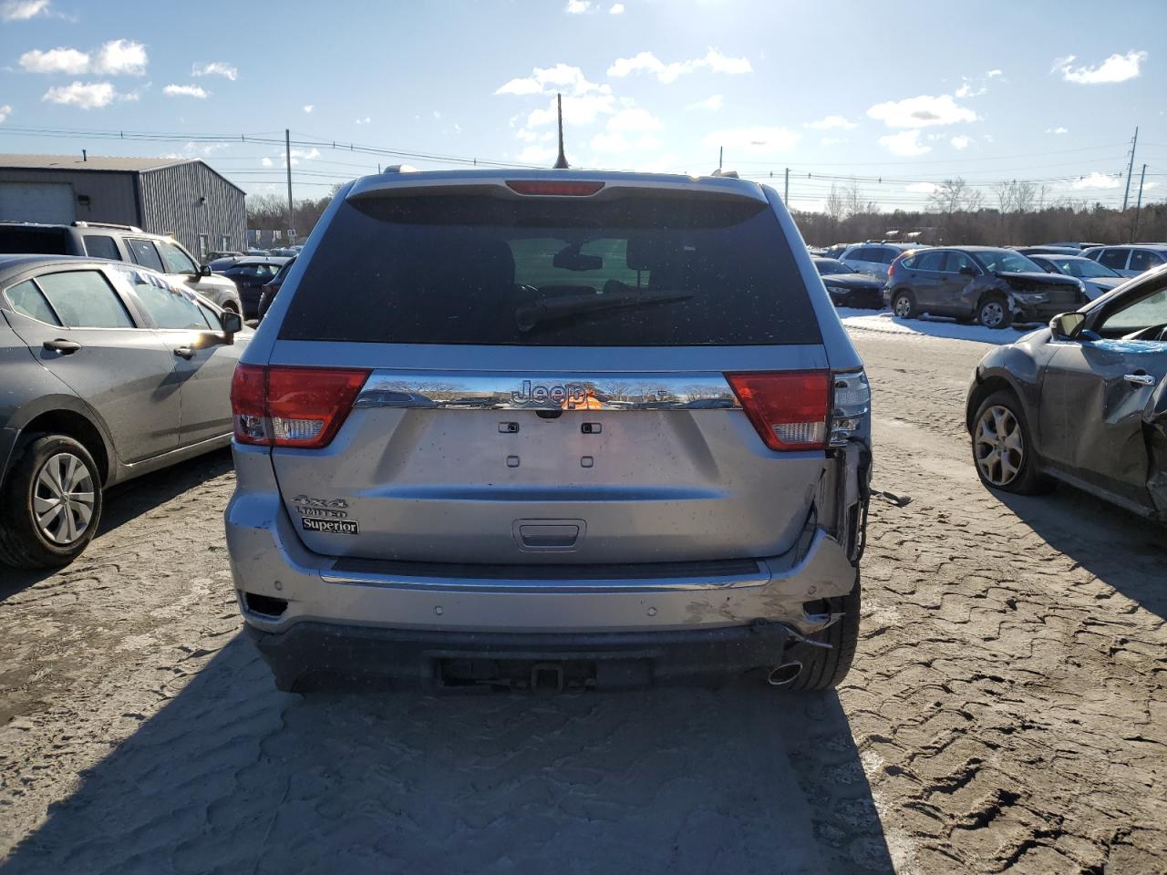 2011 Jeep Grand Cherokee - Image 6