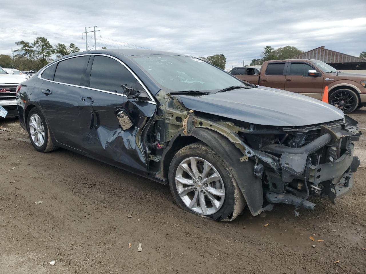 2021 Chevrolet Malibu - Image 4