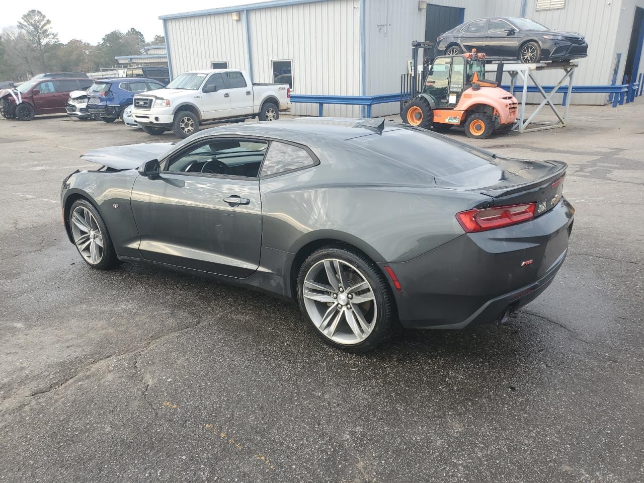 2016 Chevrolet Camaro - Image 2