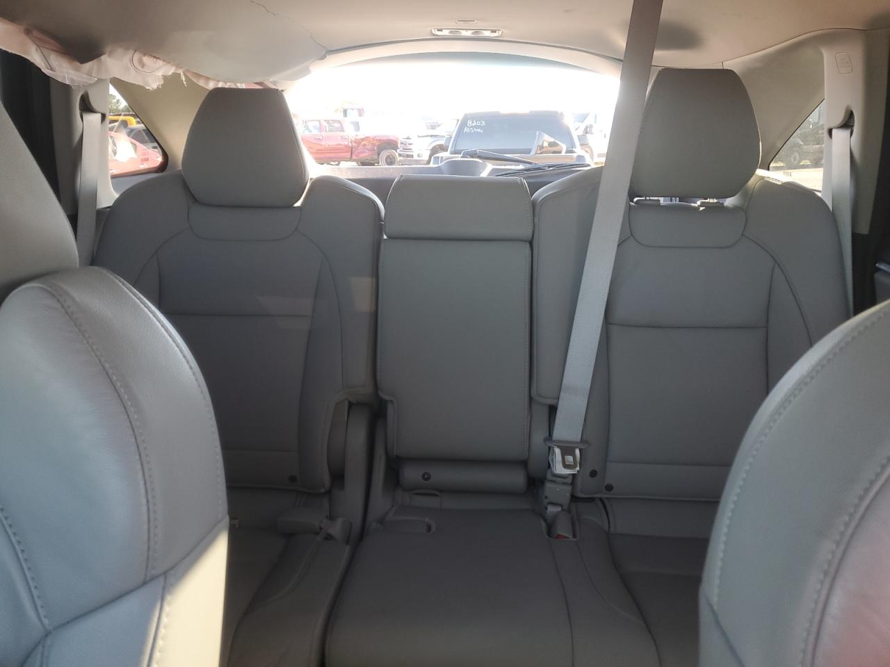 2018 Acura MDX - Image 10
