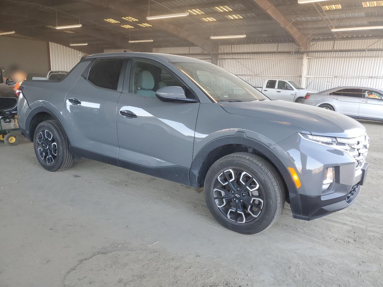 2022 Hyundai Santa Cruz - Image 4