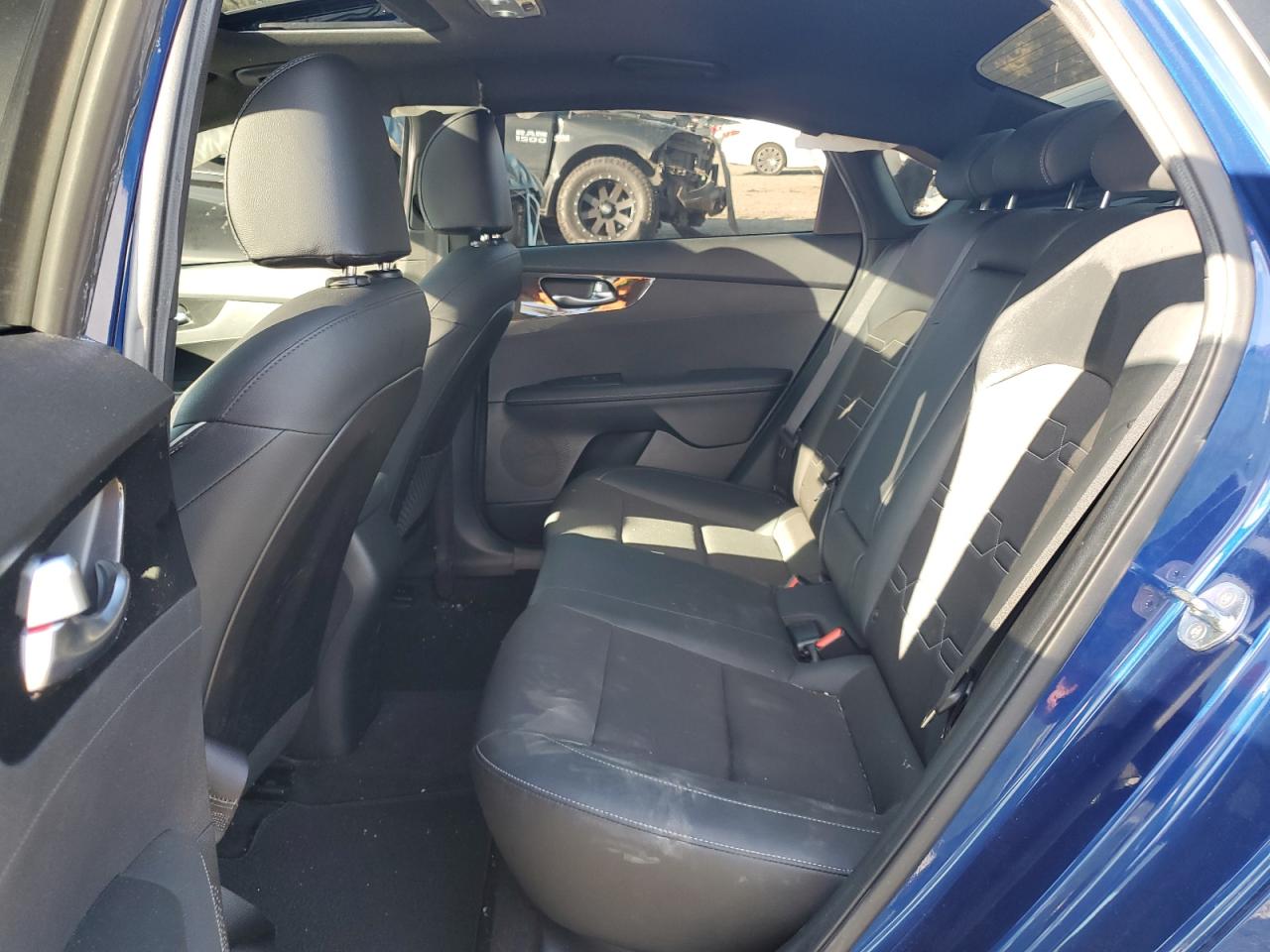 2021 Kia Forte - Image 10