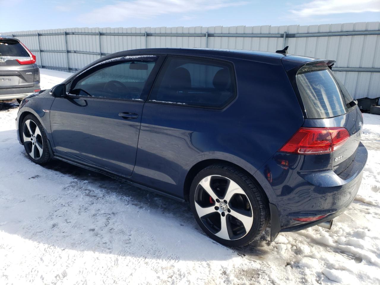 VIN 3VWTT7AU2FM034328 2015 VOLKSWAGEN GTI no.2