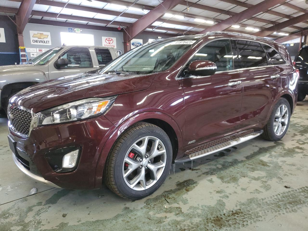 VIN 5XYPKDA52GG173744 2016 KIA SORENTO no.1