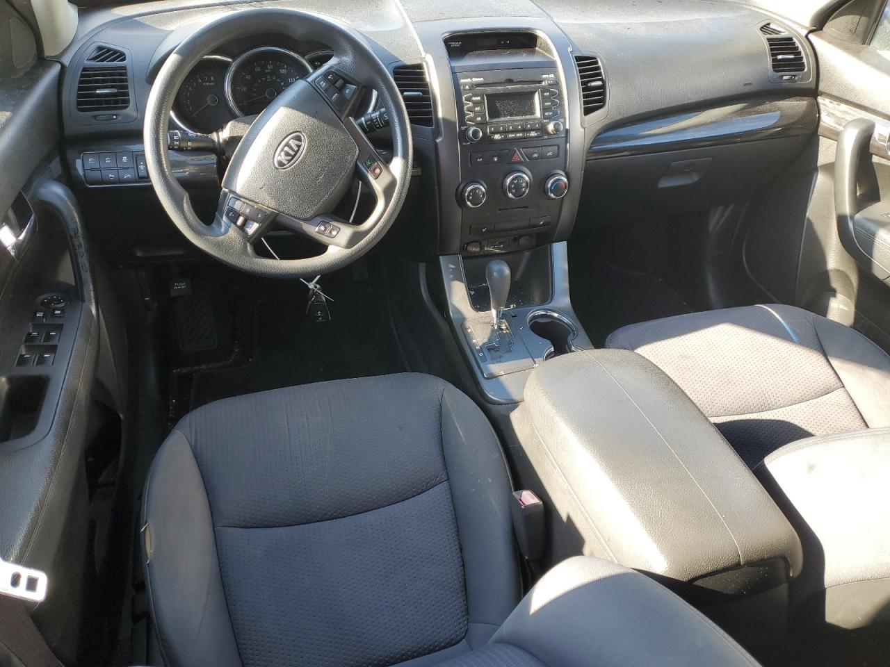 2011 Kia Sorento - Image 8