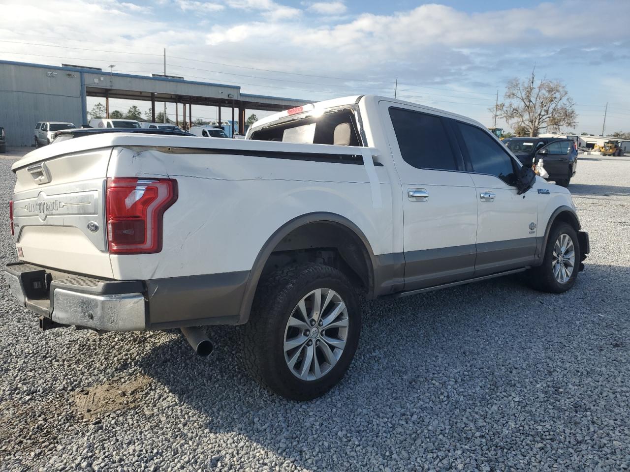 2015 Ford F-150 - Image 3