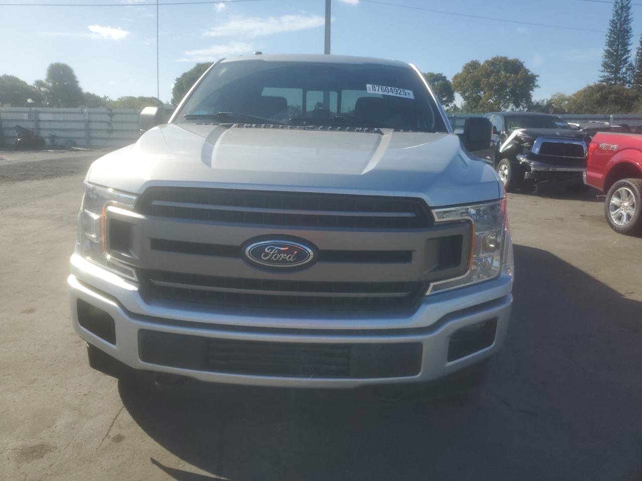 VIN 1FTEW1E58JFA69855 2018 FORD F-150 no.5