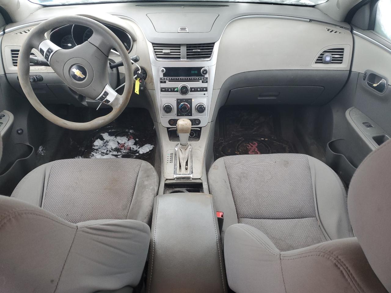 2011 Chevrolet Malibu - Image 8